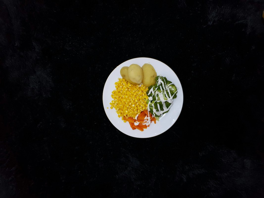 Bean stew with mixed vegetables in a bowl